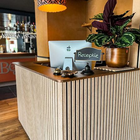 Hotel Beau Bergeijk Bagian luar foto
