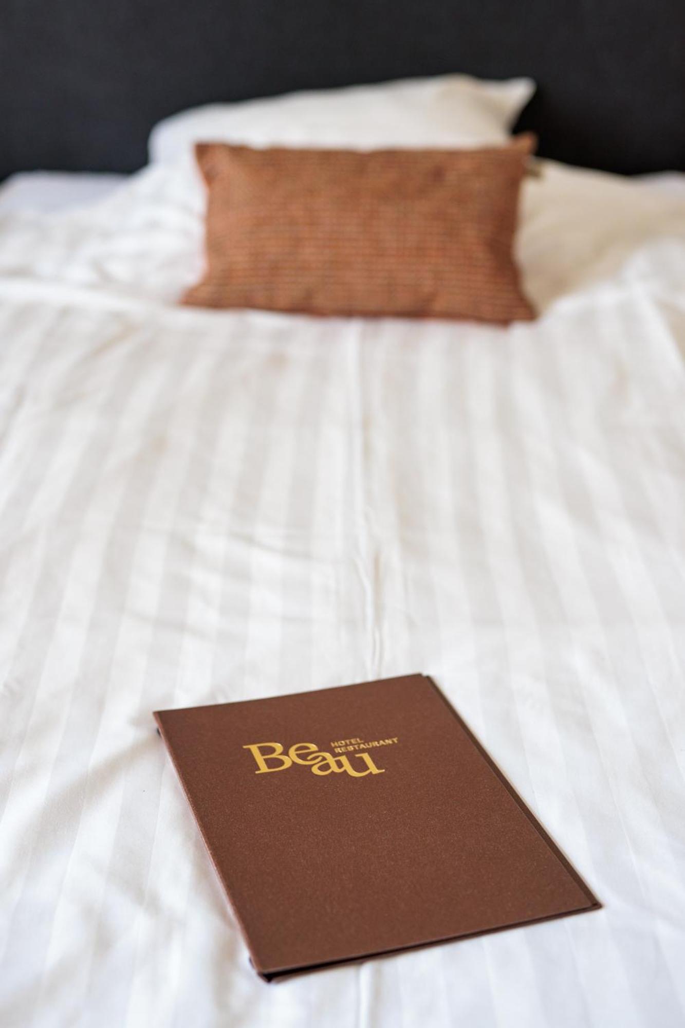 Hotel Beau Bergeijk Bagian luar foto