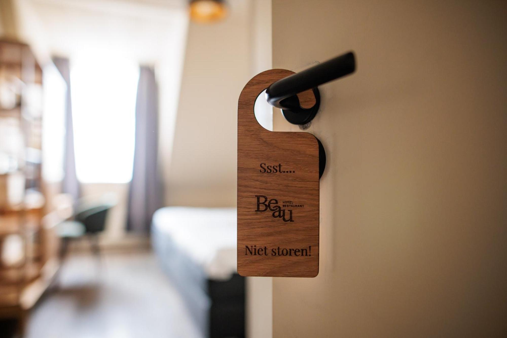 Hotel Beau Bergeijk Bagian luar foto