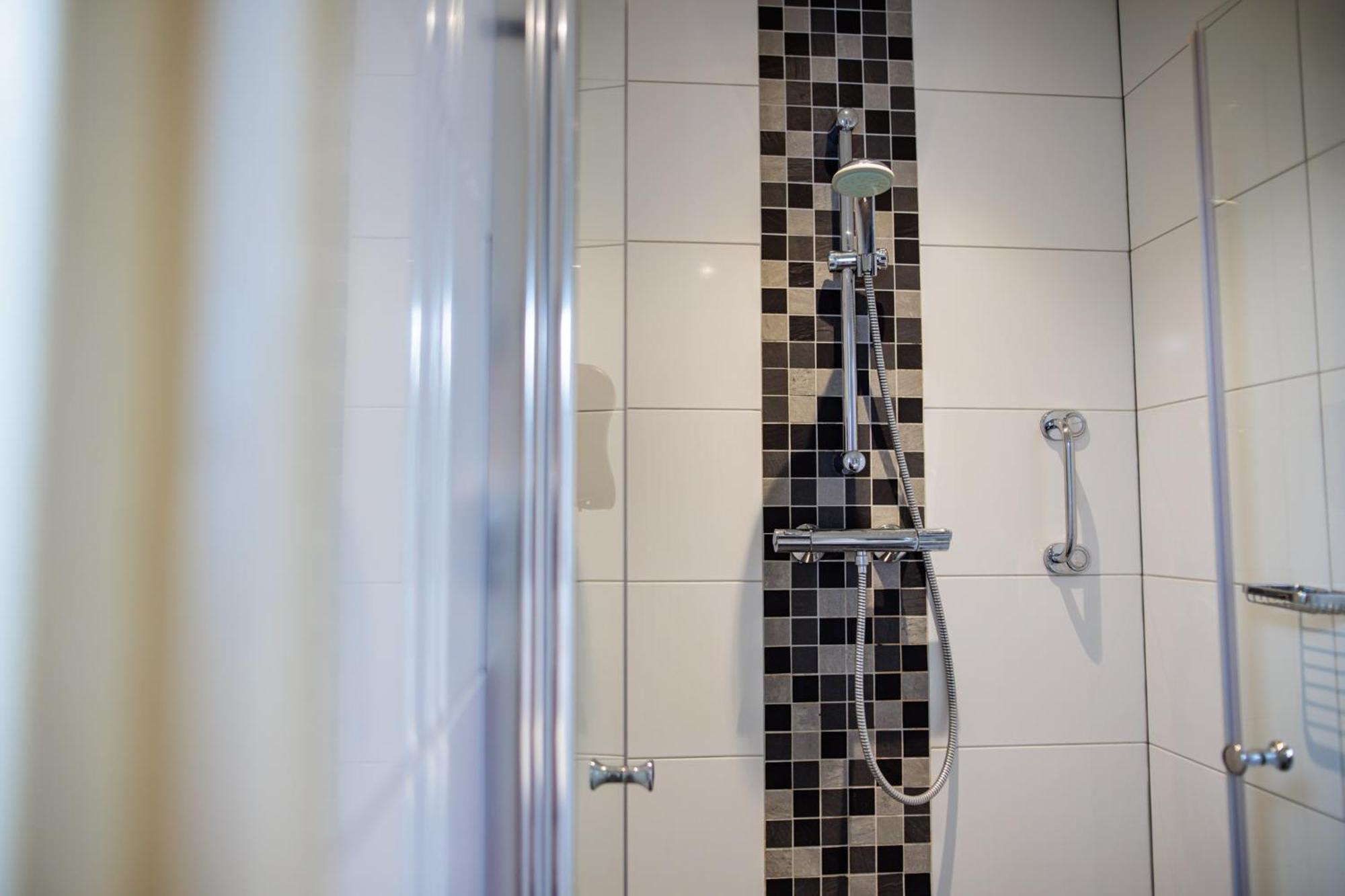 Hotel Beau Bergeijk Bagian luar foto